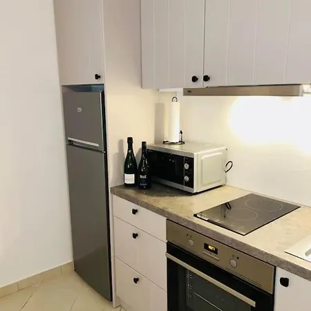 Apartment Orange Ap. 2 Bed- City Centre ! Sarande