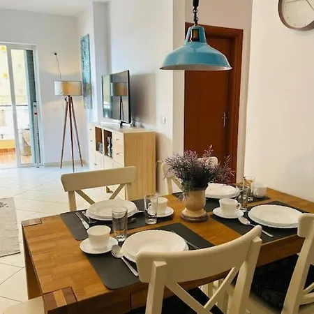 Orange Ap. 2 Bed- City Centre ! Sarande