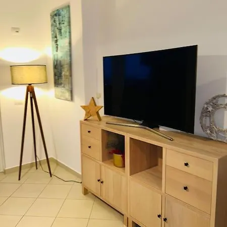 Orange Ap. 2 Bed- City Centre ! *